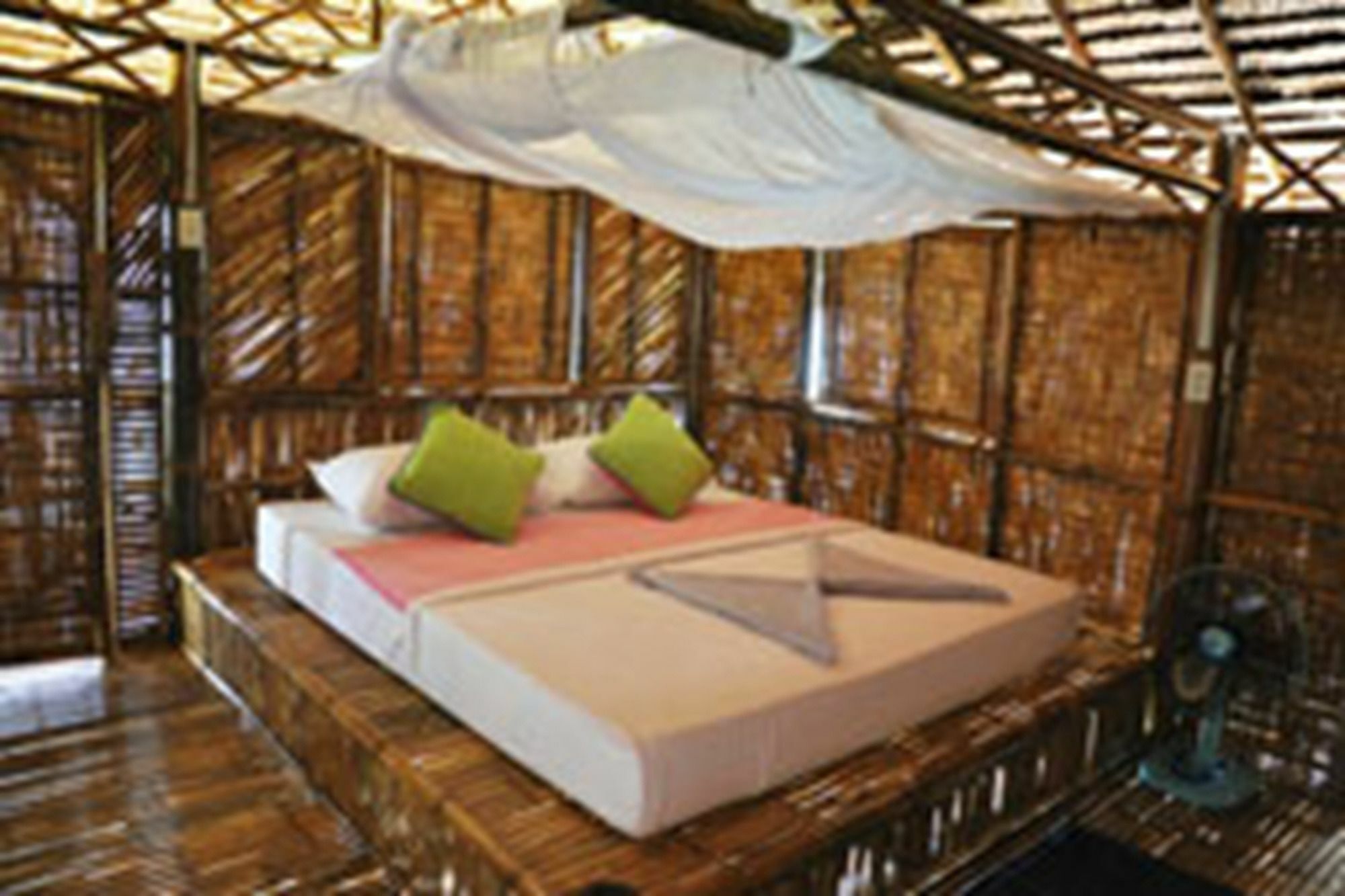Tohko Beach Resort 皮皮岛 外观 照片
